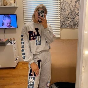 urban outfitters LA graphic sweatshirt